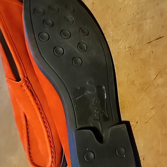 Clarks - Picture 2 of 2